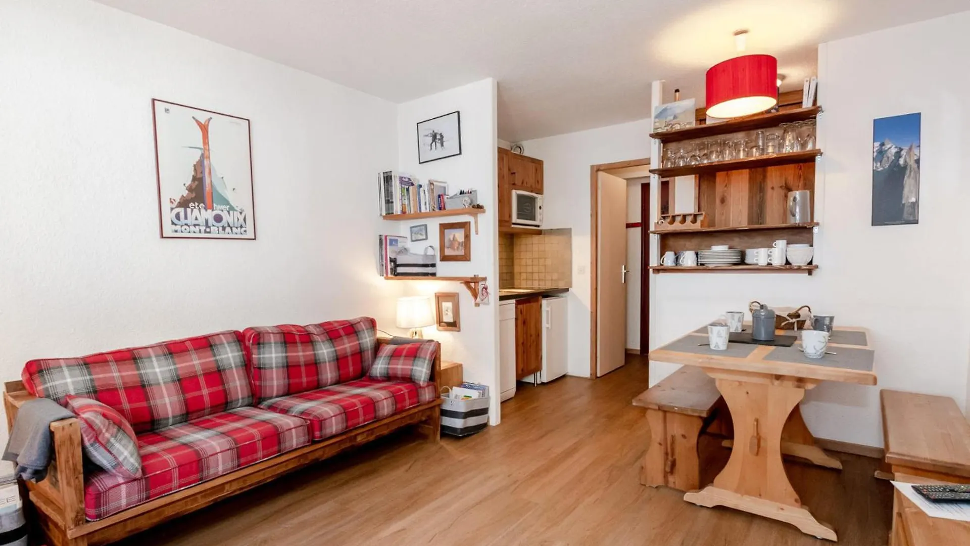 Appartement 4 Pers. A Chamonix Sud, Balcon Et Parking - Fr-1-343-251
