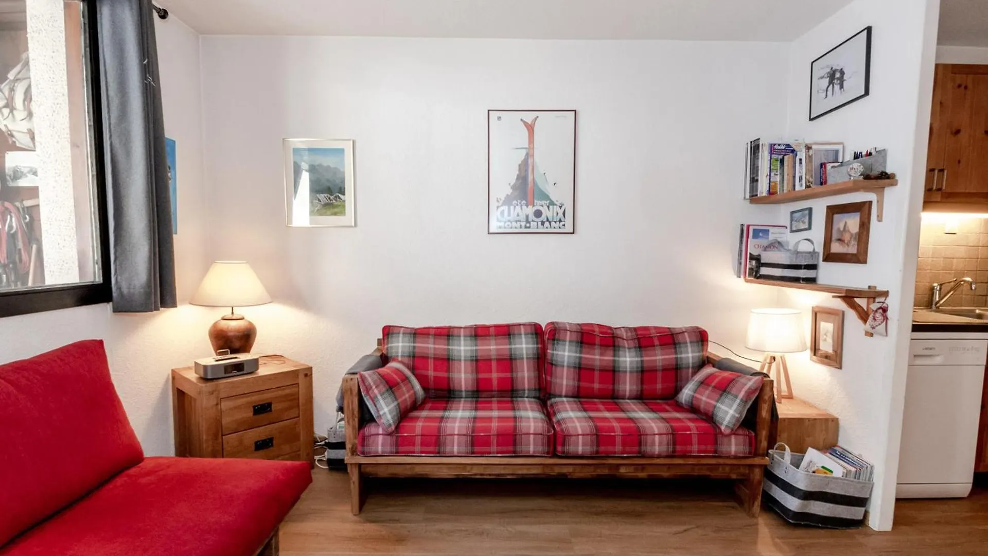 Appartement 4 Pers. A Chamonix Sud, Balcon Et Parking - Fr-1-343-251 0*,